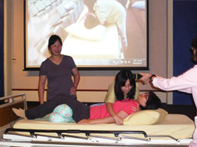 邀請成大醫院陳巧怡、邱智鈴護理長舉辦安寧緩和醫療研習會