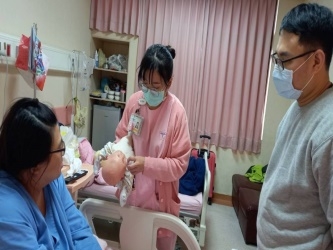 親子同室床邊指導