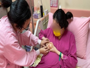 親子同室床邊指導