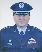 第十任院長<br>空軍上校鄭志承